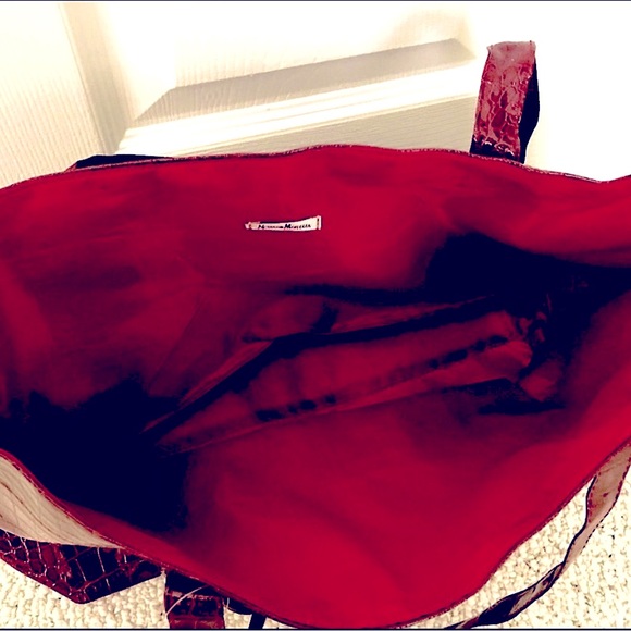 “NIEMAN MARCUS” BURGUNDY TOTE BAG  NWT - Picture 8 of 8